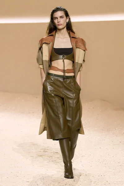 Look 1